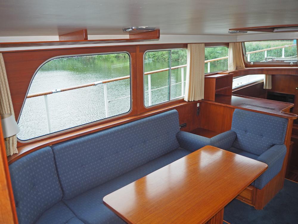 Salon, Innenausstattung